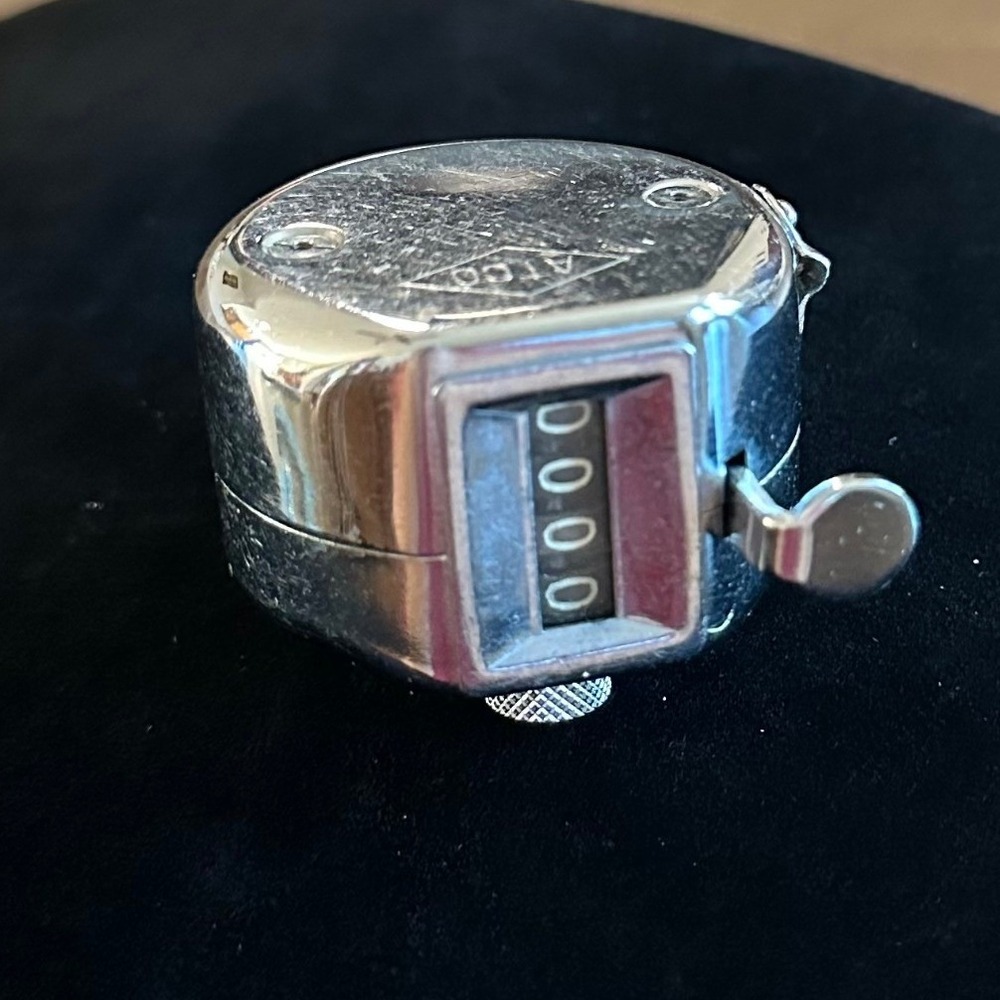 Vintage ATCO Hand Tally Counter Chrome Metal 4 Digit Manual Clicker Reset Knob